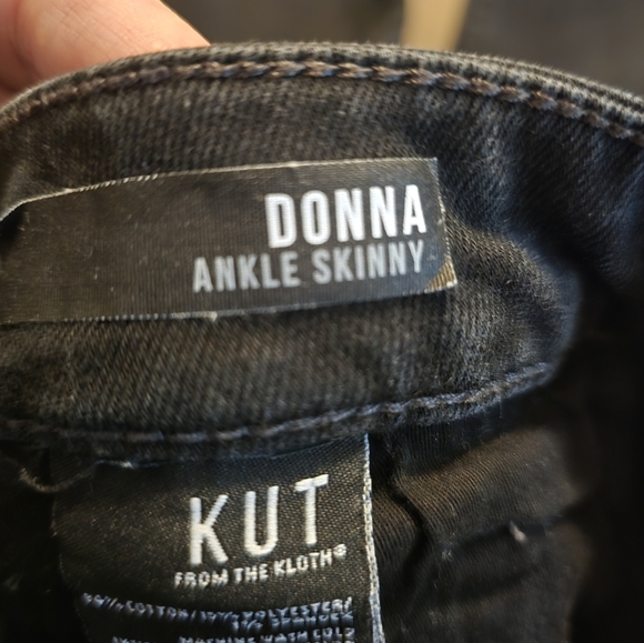 KUT From The Cloth Donna Ankle Skinny Raw Hem Black Size 10 - Picture 6 of 7